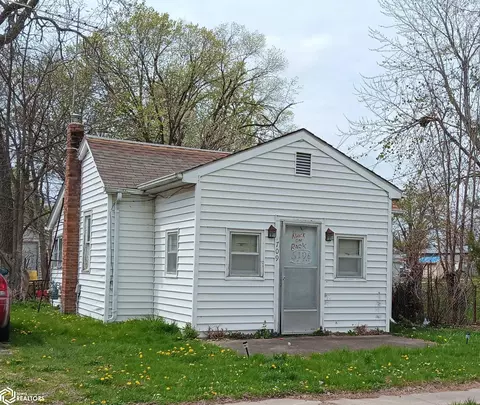 709 Morris St, Ottumwa, IA 52501
