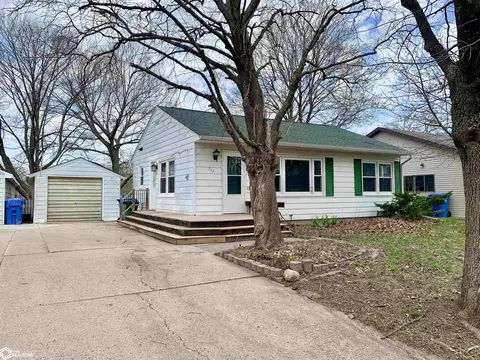 712 S Oak St, Jefferson, IA 50129