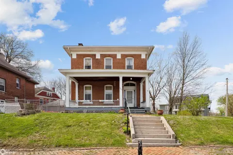 603 S 12th St, Burlington, IA 52601