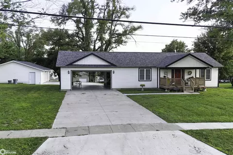 1010 W Washington St, Centerville, IA 52544