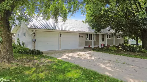104 W Marshall St, Albion, IA 50005