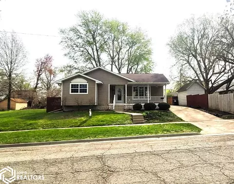 510 N C St, Oskaloosa, IA 52577