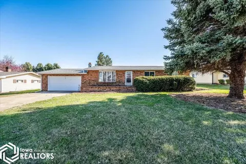 108 Fischer Dr, Woodbine, IA 51579