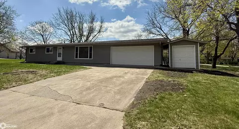 307 Grauer Rd, Jefferson, IA 50129