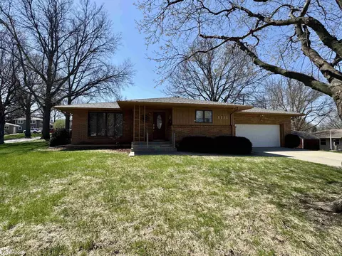 1111 Broadway St, Audubon, IA 50025