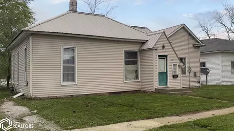 905 W Washington St, Centerville, IA 52544
