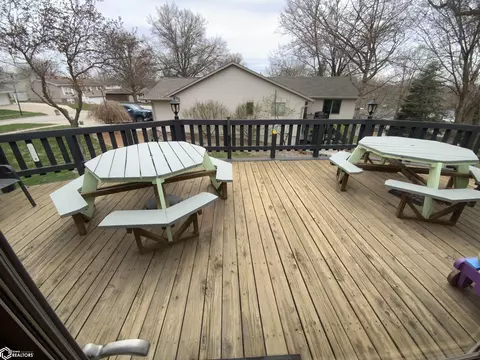 Exterior - 2317 Frontier Rd, Denison, IA 51442 photo 4 of 4