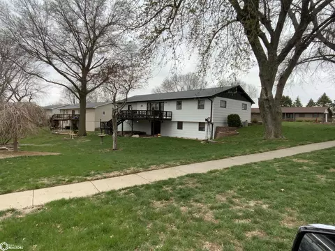 Exterior - 2317 Frontier Rd, Denison, IA 51442 photo 2 of 4