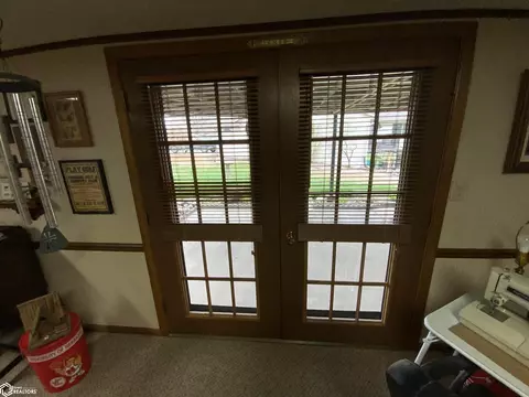 Entry Way - 2317 Frontier Rd, Denison, IA 51442 photo 1 of 1