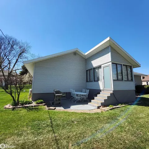 213 E Baker St, Avoca, IA 51521 photo 6