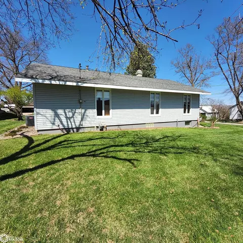 213 E Baker St, Avoca, IA 51521 photo 5