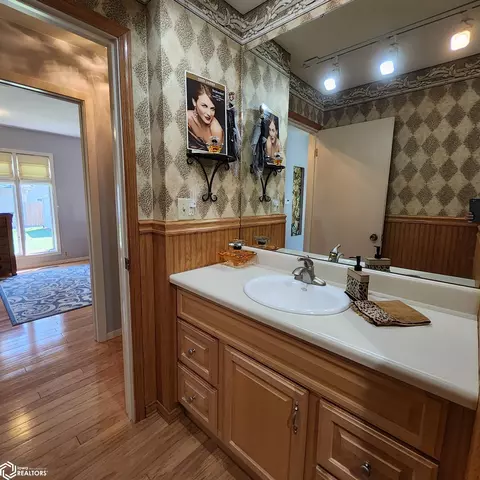 213 E Baker St, Avoca, IA 51521 photo 29