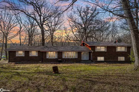 2169 330th St, New London, IA 52645