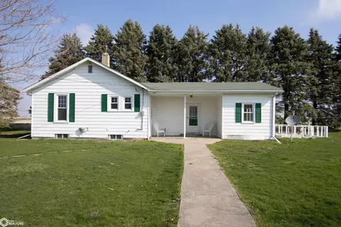 2640 Larch Ave, Washington, IA 52353