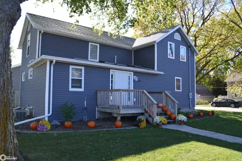 2101 Main Ave, Clear Lake, IA 50428