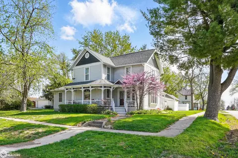 302 E Main St, Wayland, IA 52654