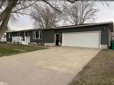 723 N Sunset St, Kanawha, IA 50447