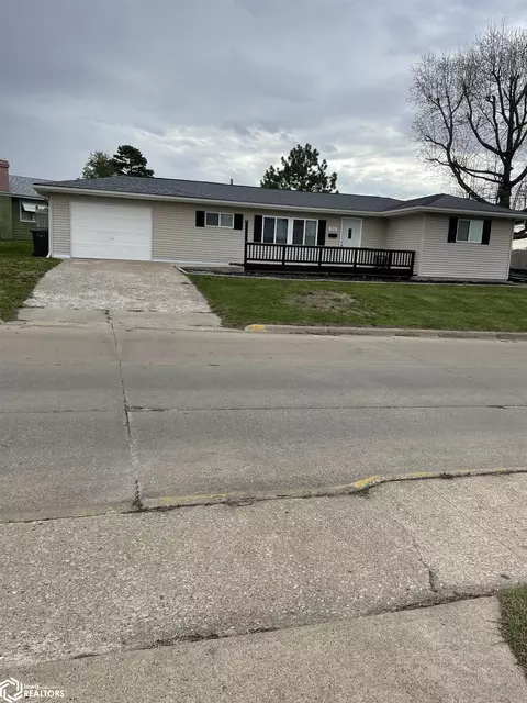 1901 Plank Rd, Keokuk, IA 52632
