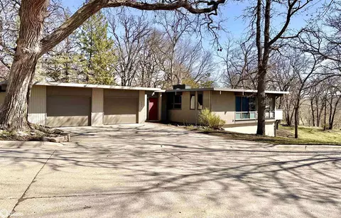 305 E A St, Forest City, IA 50436