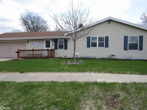 2416 Ellis Ave, Iowa Falls, IA 50126
