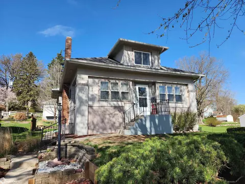 402 Barnes St, Ida Grove, IA 51445