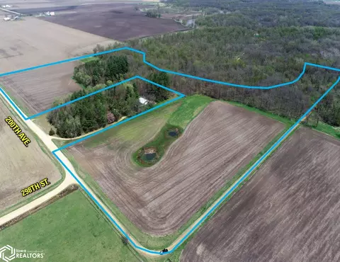 200 Th Ave, Calamus, IA 52729