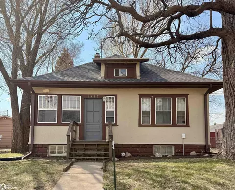 1420 S Pennsylvania Ave, Mason City, IA 50401