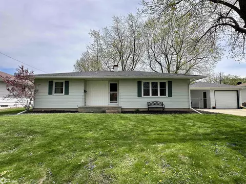 211 N Knox St, Abingdon, IL 61410