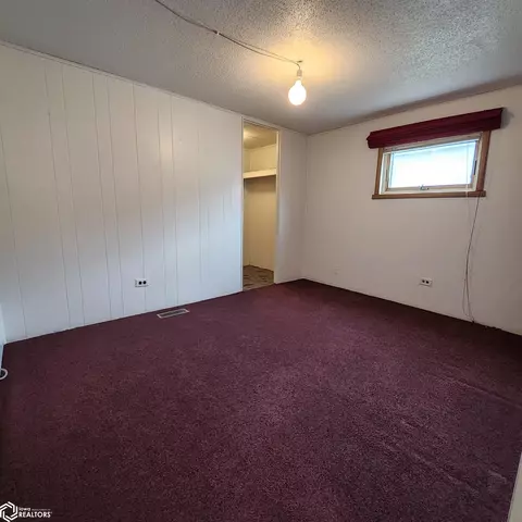Bedroom - 754 S Pine St, Avoca, IA 51521 photo 6 of 7