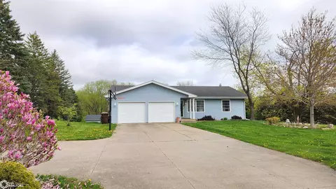 2134 Marsh Ave, Marshalltown, IA 50158
