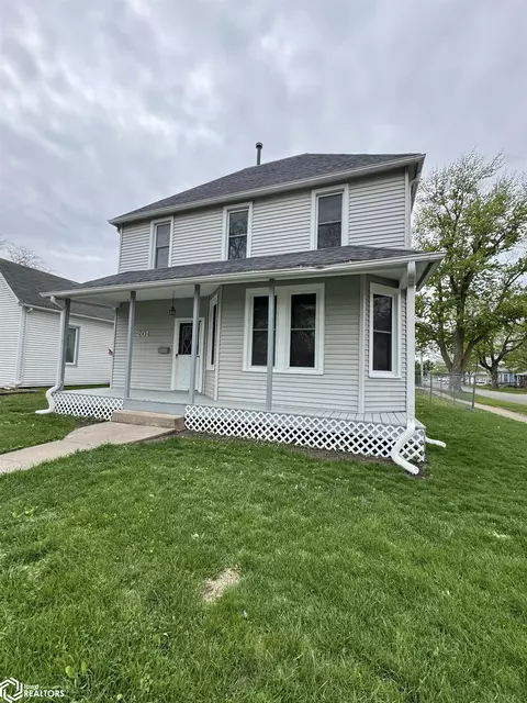 201 Ballard St, West Burlington, IA 52655