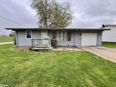 102 2nd Ave, Audubon, IA 50025