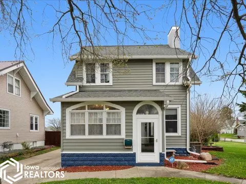 1103 W State St, Marshalltown, IA 50158