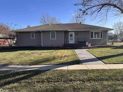 404 S Main St, Danville, IA 52623