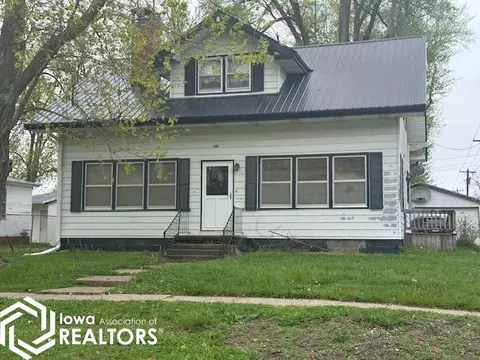 813 Park Ave, Chariton, IA 50049