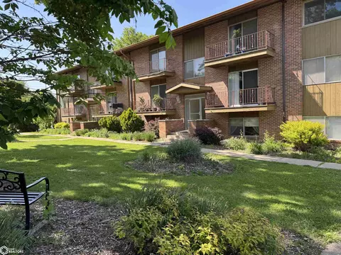 408 N D Unit H-3 St, Fairfield, IA 52556