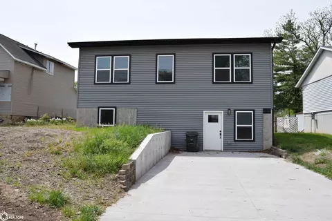 723 33rd St, Fort Madison, IA 52627