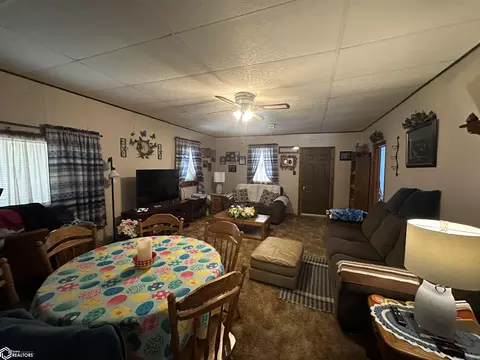 417 N 18th St, Centerville, IA 52544 photo 7