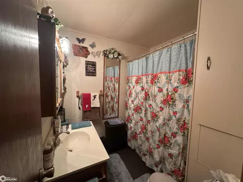 417 N 18th St, Centerville, IA 52544 photo 5
