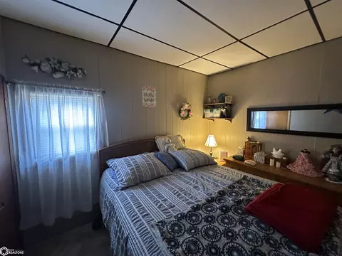 417 N 18th St, Centerville, IA 52544 photo 10