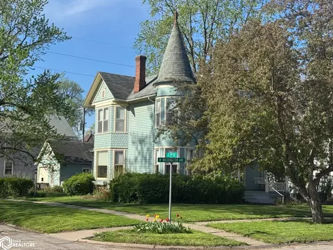 300 W Washington Ave, Fairfield, IA 52556
