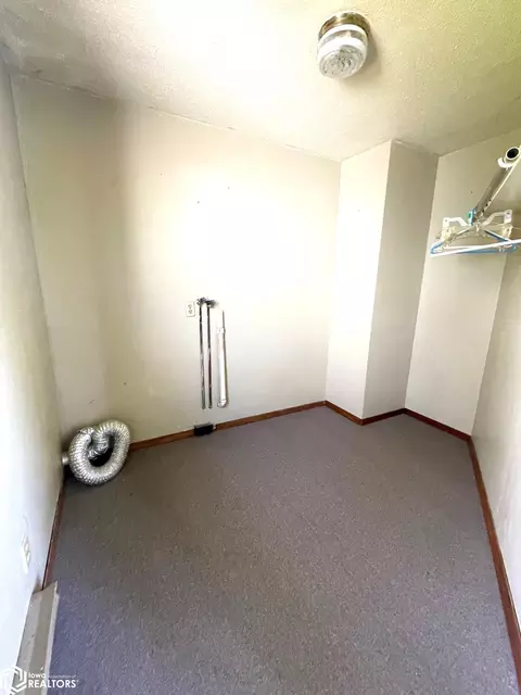 Other - 480 E 92nd St N, Kellogg, IA 50135 photo 5 of 8