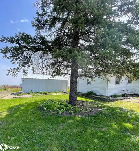 Exterior - 480 E 92nd St N, Kellogg, IA 50135 photo 6 of 7