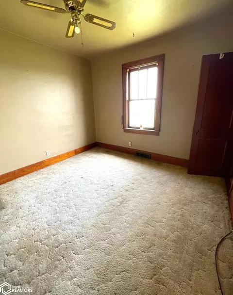 Bedroom - 480 E 92nd St N, Kellogg, IA 50135 photo 2 of 2