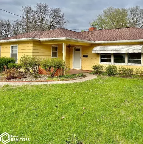 703 S Elm St, Jefferson, IA 50129