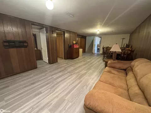 402 E Buckeye, Creston, IA 50801 photo 24
