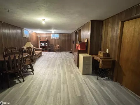 402 E Buckeye, Creston, IA 50801 photo 25