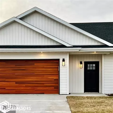 619 Layne Dr #2, West Burlington, IA 52655