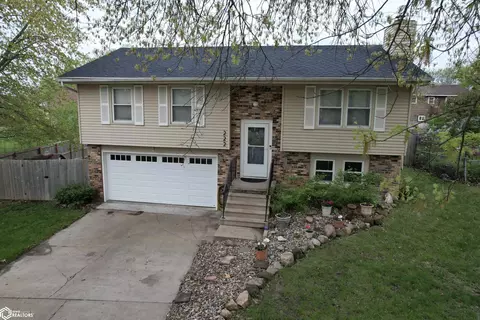 222 E View Dr, Osceola, IA 50213