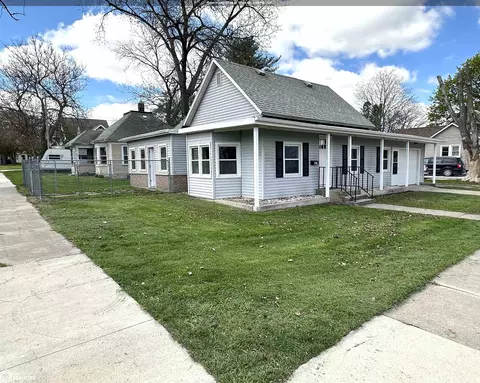 803 Oak St, Iowa Falls, IA 50126